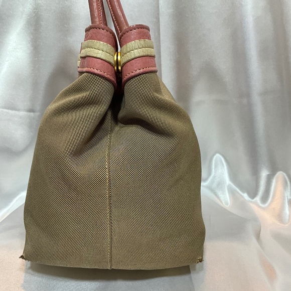 Prada, beige canvas Monogram tote with pink leather bow and trim.  173-H4g - Picture 5 of 15
